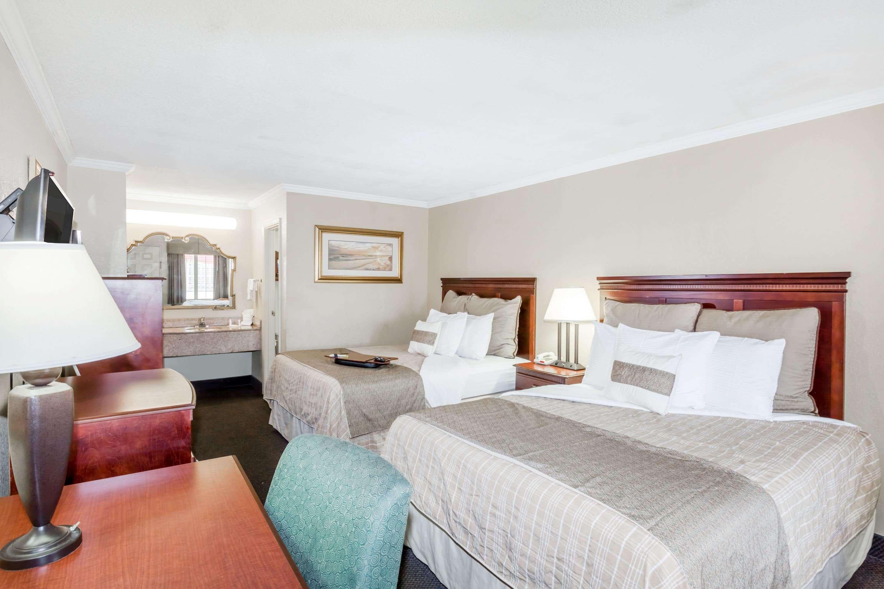 Days Inn By Wyndham Destin Extérieur photo