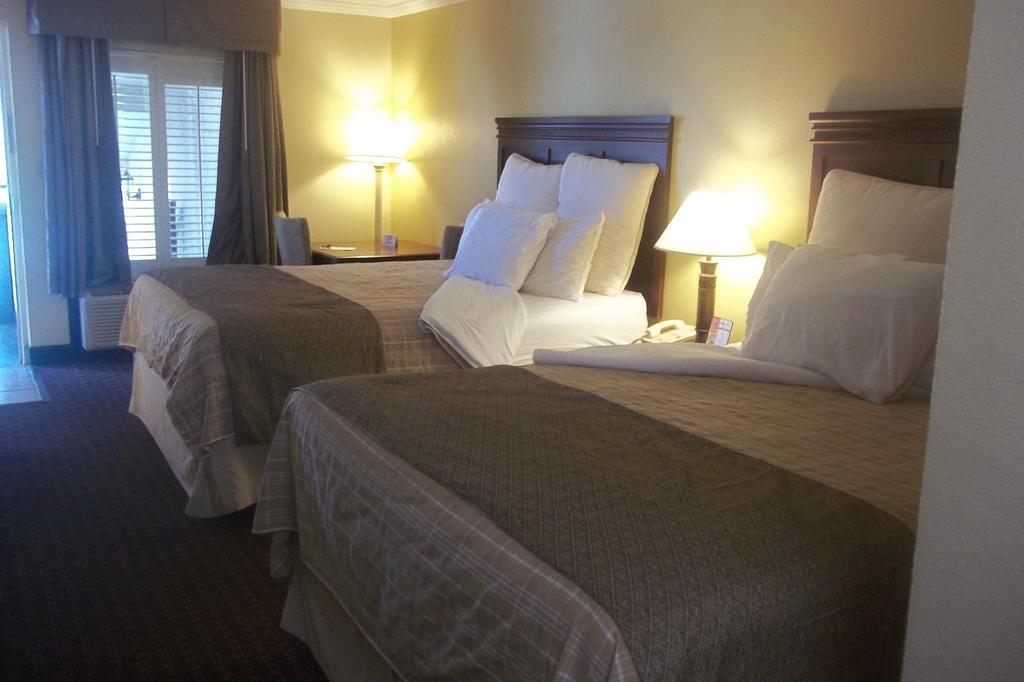 Days Inn By Wyndham Destin Extérieur photo