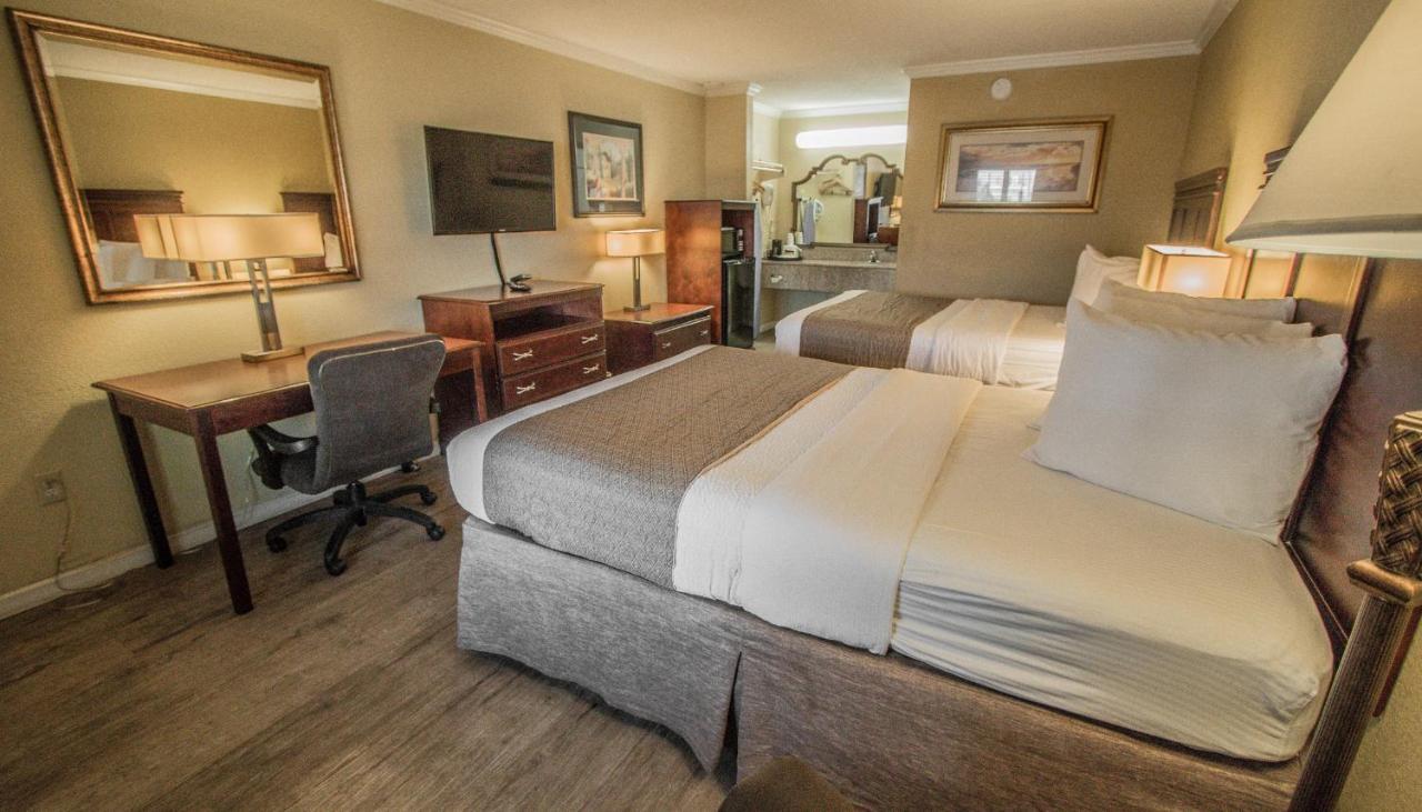 Days Inn By Wyndham Destin Extérieur photo